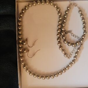 Elegant Silver Beaded Jewelry Set